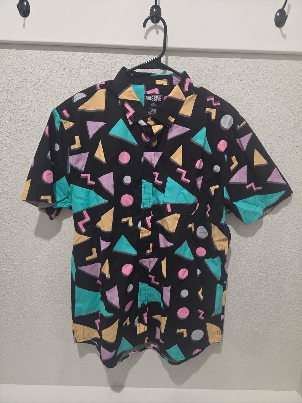 Massive Black Geometric Print Short-Sleeve Button-Down Shirt